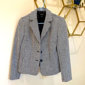 Jones Wear EUC 3-button blazer